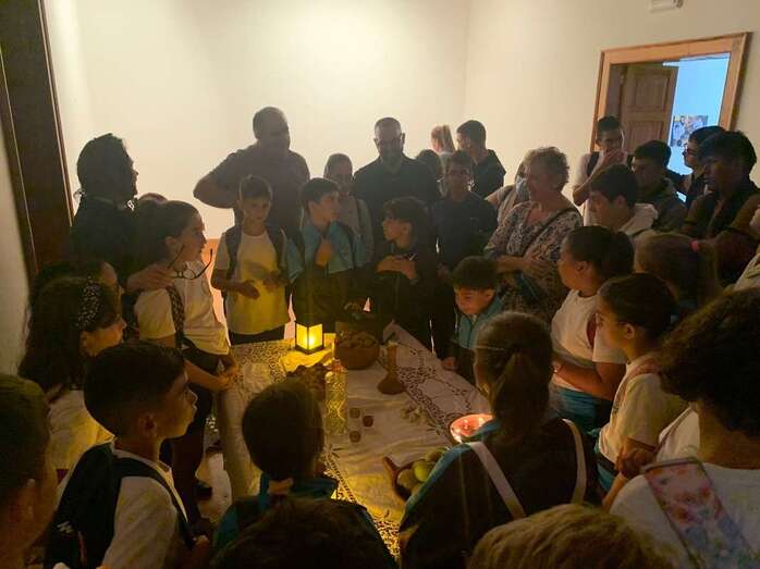 Visita de los alumnos a la Casa Condal/TA.